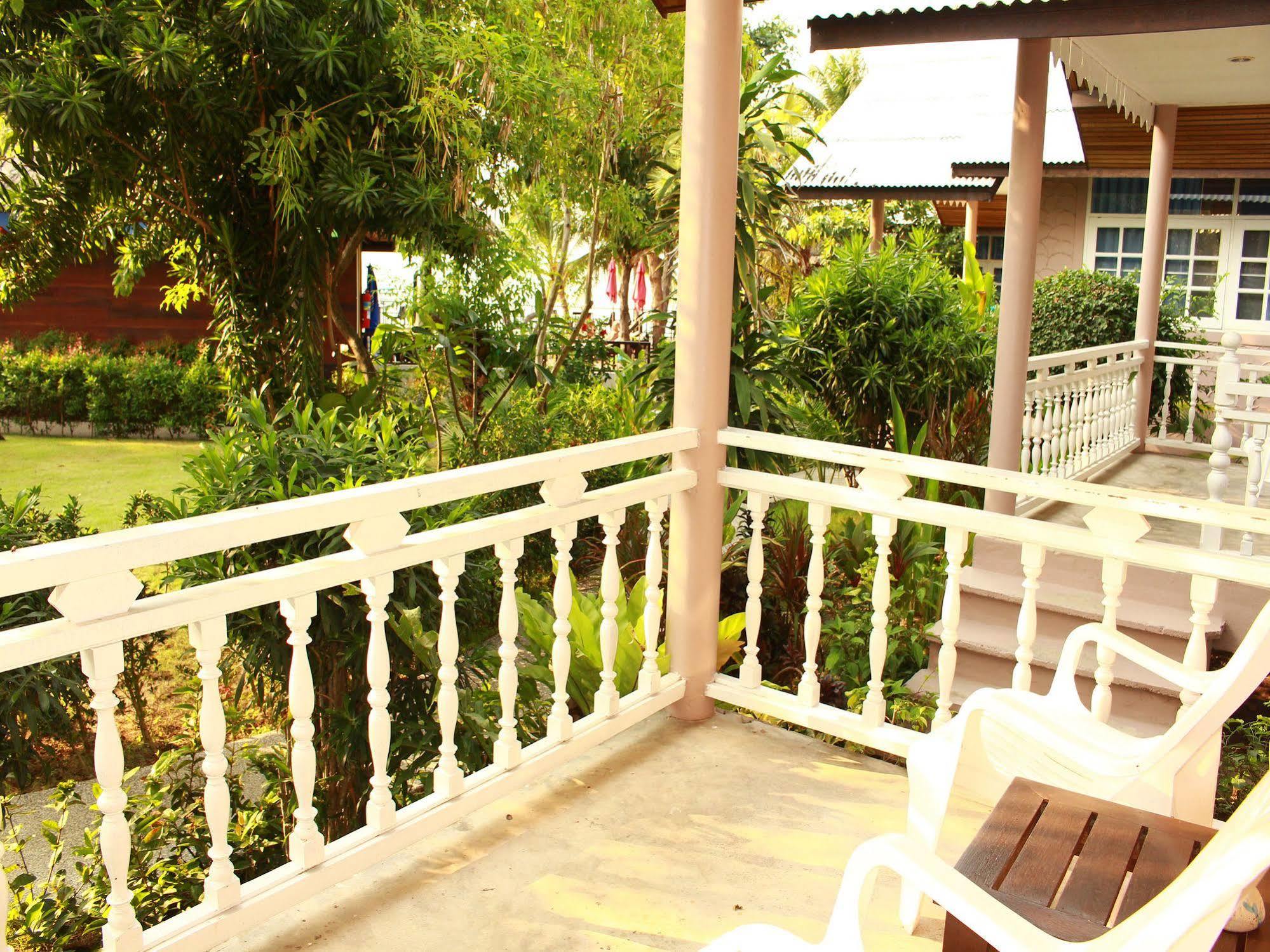 Bangrak Beach Club Bophut Extérieur photo